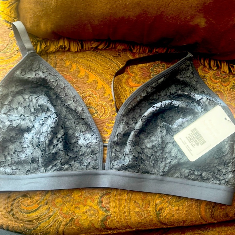 Wear lively size 3